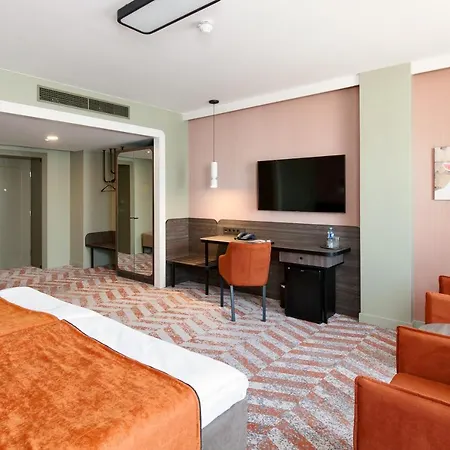 Hotel Kaunas 4*