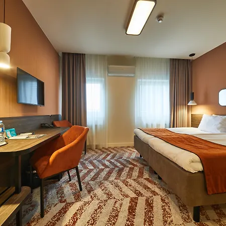 Kaunas Ξενοδοχείο 4*